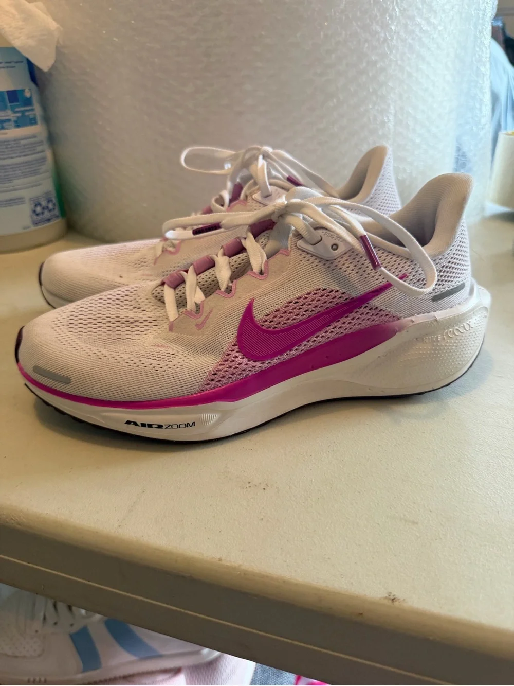 Nike Air Zoom React Women’s Size 7